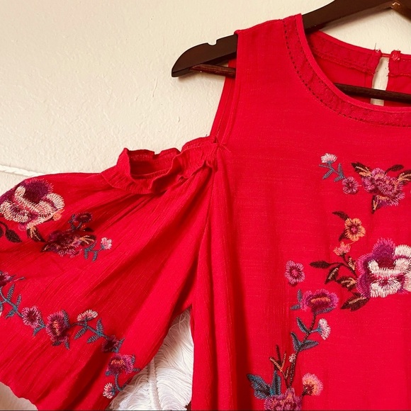 Umgee | Floral Embroidered Cold Shoulder Dress - Picture 3 of 6